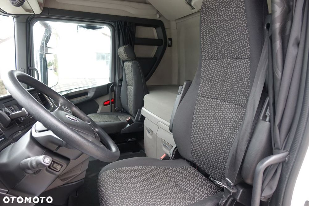Scania S450 / EURO 6 / MEGA / LOW DECK / AUTOMAT / RETARDER / KLIMATYZACJA POSTOJOWA / LODÓWKA  /  2 ZBIORNIKI 700L / PO KONTRAKCIE - 23