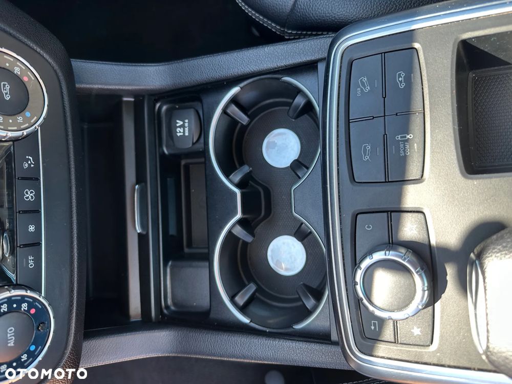 Mercedes-Benz ML 350 BlueTEC 4-Matic - 26