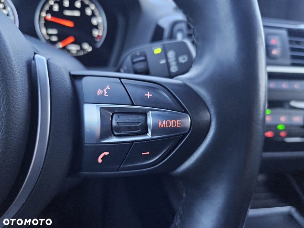 BMW Seria 1 118i GPF M Sport Shadow - 16