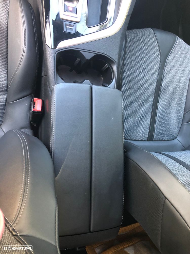 Peugeot 5008 BlueHDI 120 EAT6 Allure - 19