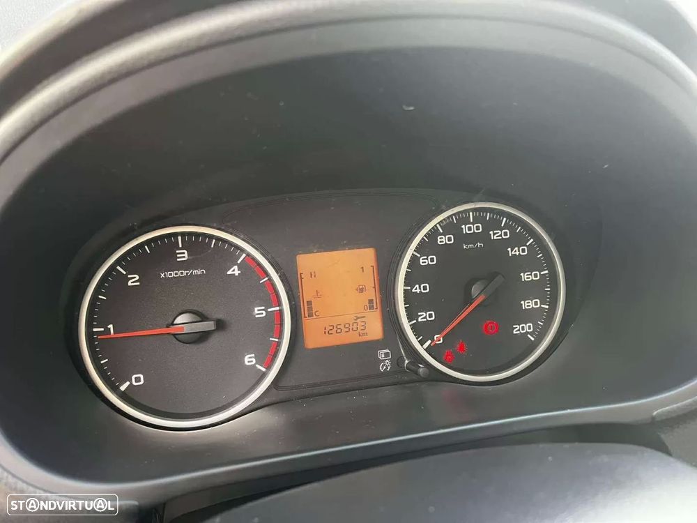 Mitsubishi l200 2.4 di-d ce 3lug club invite 4wd - 7