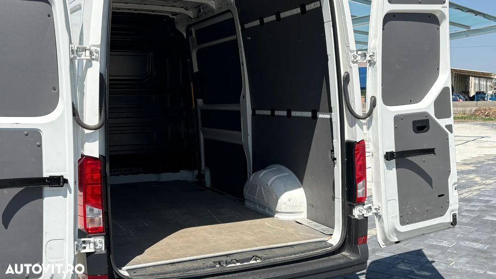 Volkswagen CRAFTER - 26