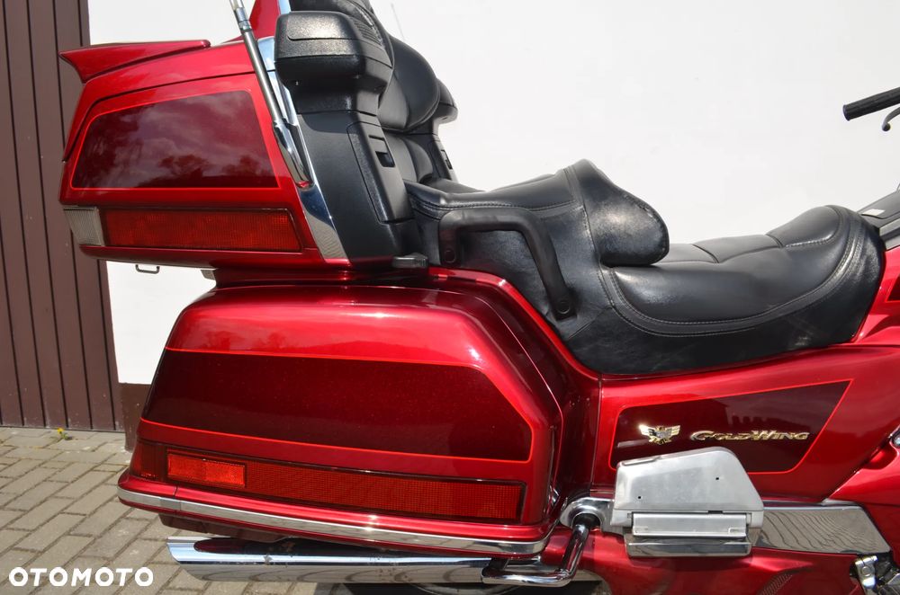Honda GL - 28