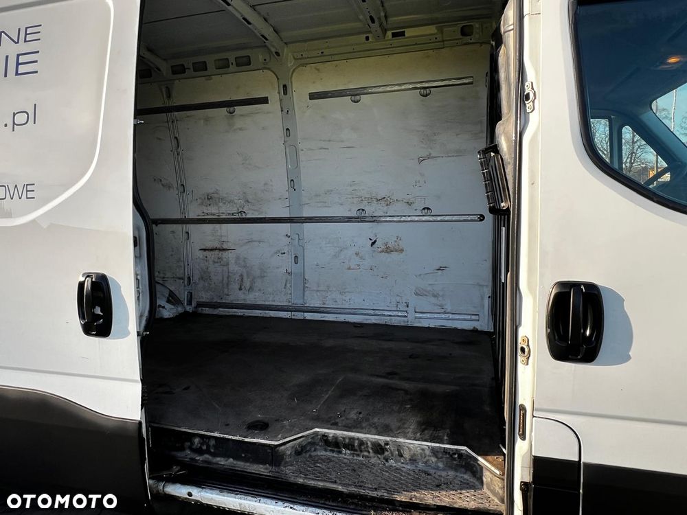 Iveco DAILY - 9