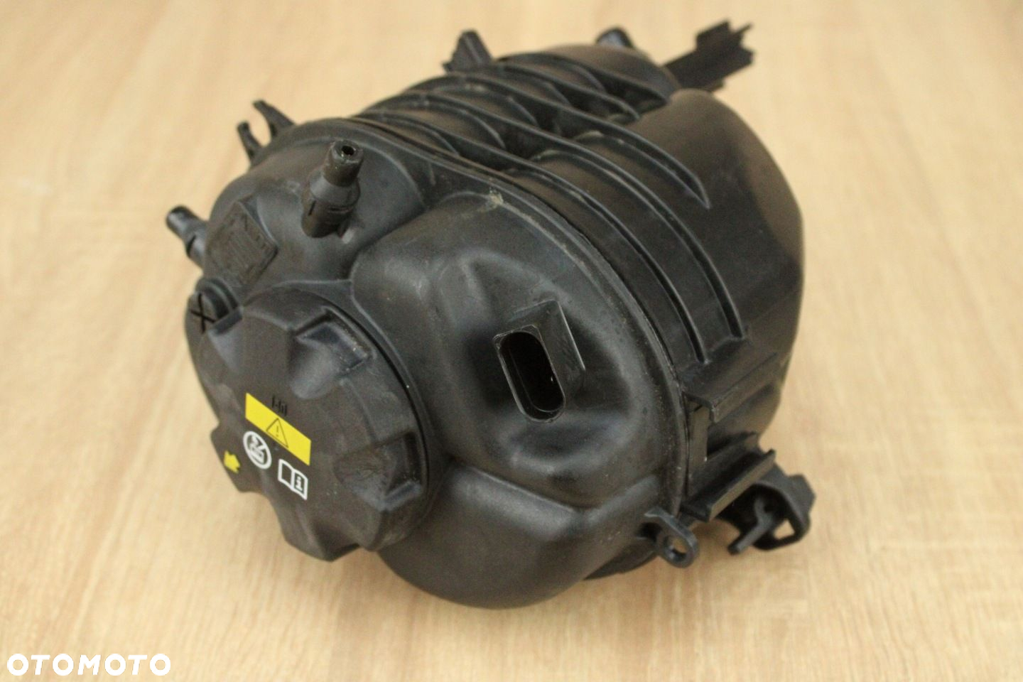 ORYGINALNY ZBIORNIK WYRÓWNAWCZY BMW 2.0D G26 G20 G21 8610652 17km - 2
