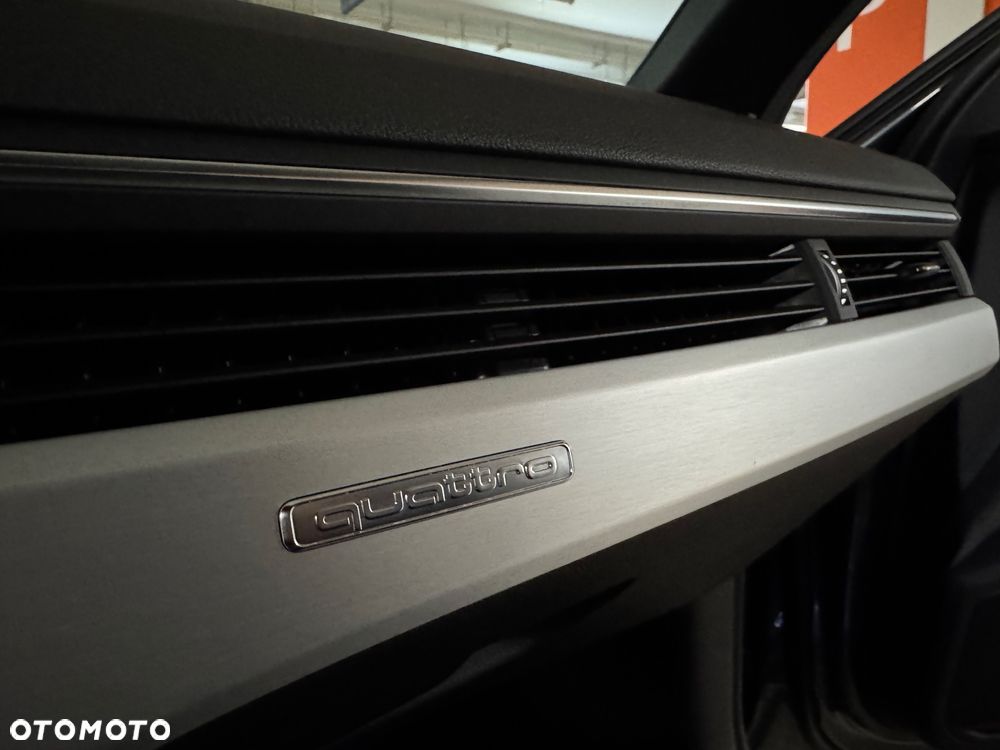 Audi A4 Avant 40 TDI quattro S tronic S line - 33