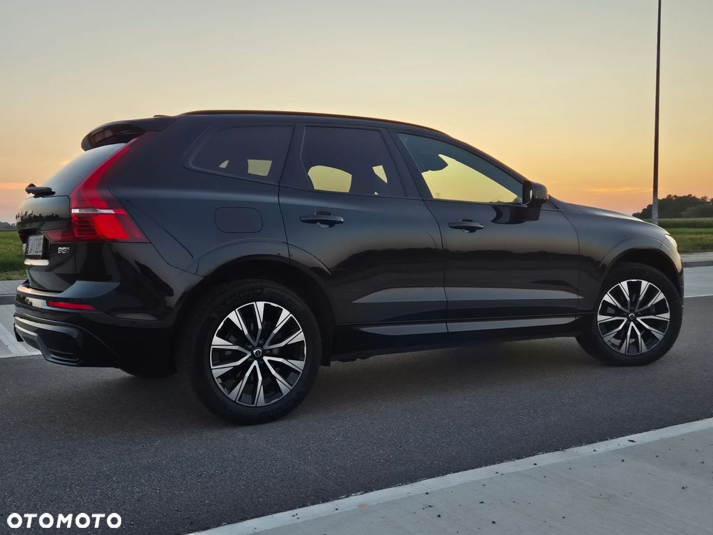 Volvo XC 60 B5 B AWD Ultimate Dark - 12
