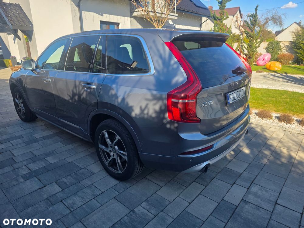 Volvo XC 90 - 6