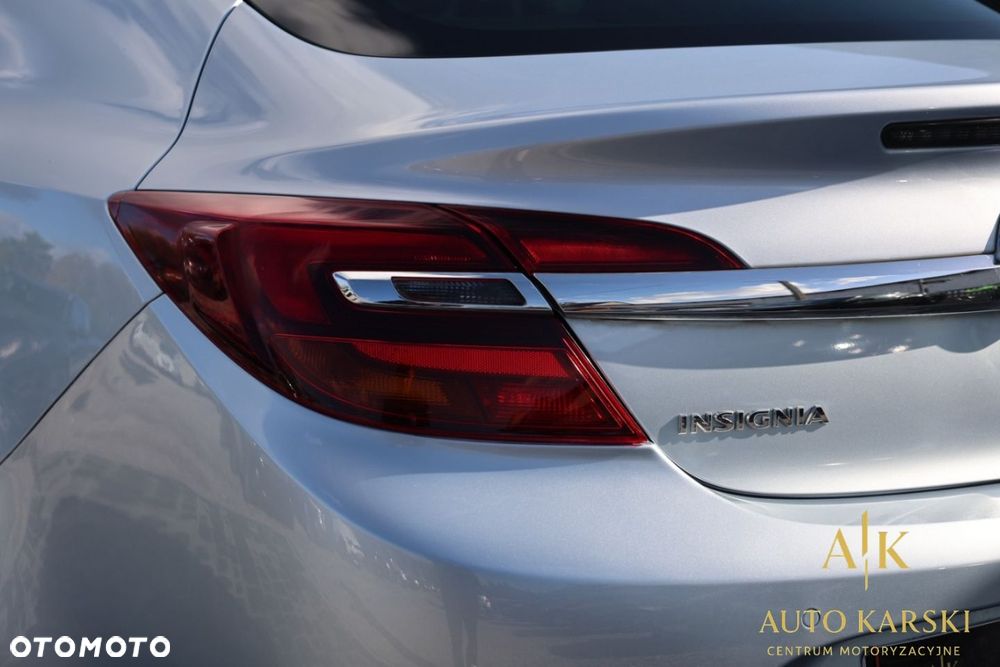 Opel Insignia - 17