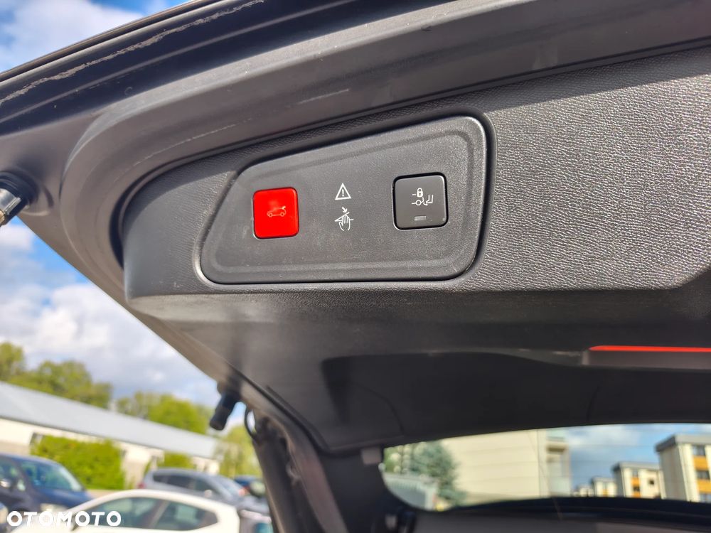 Peugeot 3008 - 17