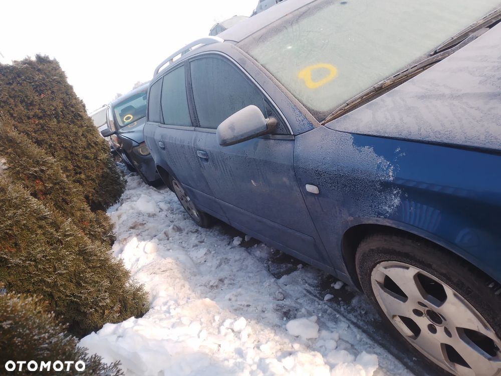 AUDI A4 B6 AVANT 1.9 TDI AVF -  PODŁOKIETNIK - 5