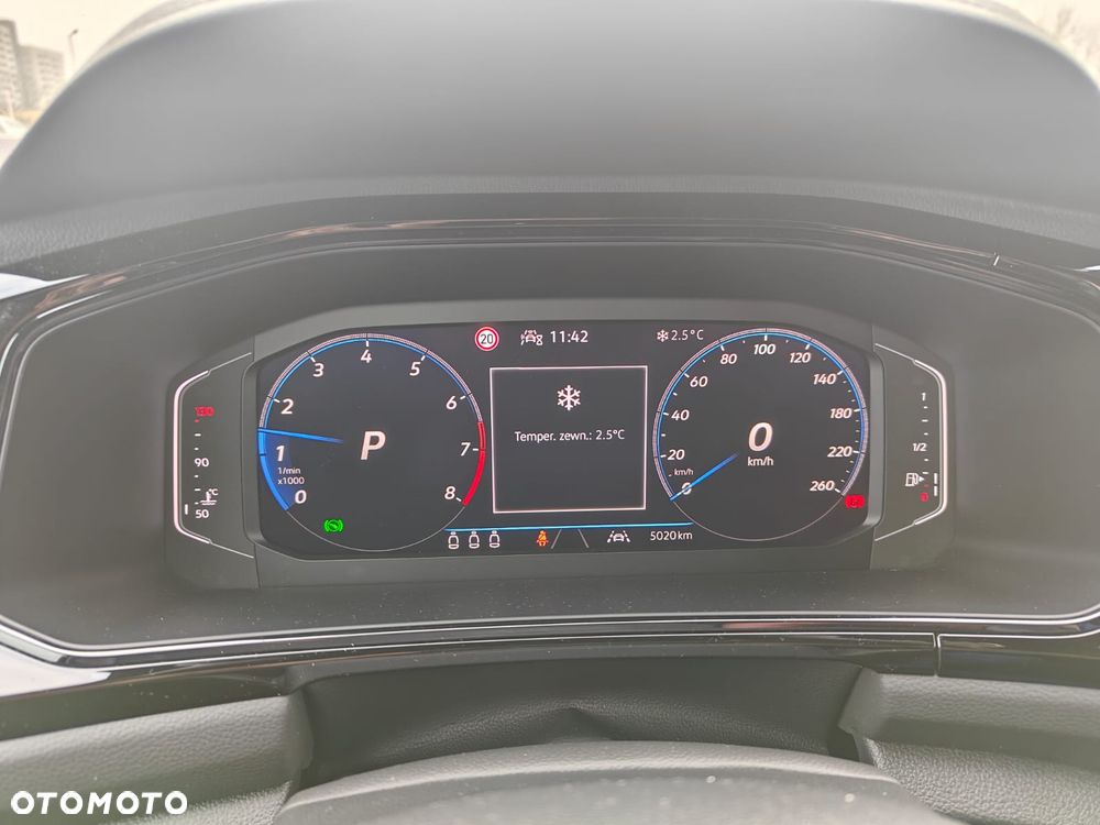 Volkswagen T-Roc 1.5 TSI R-Line DSG - 9