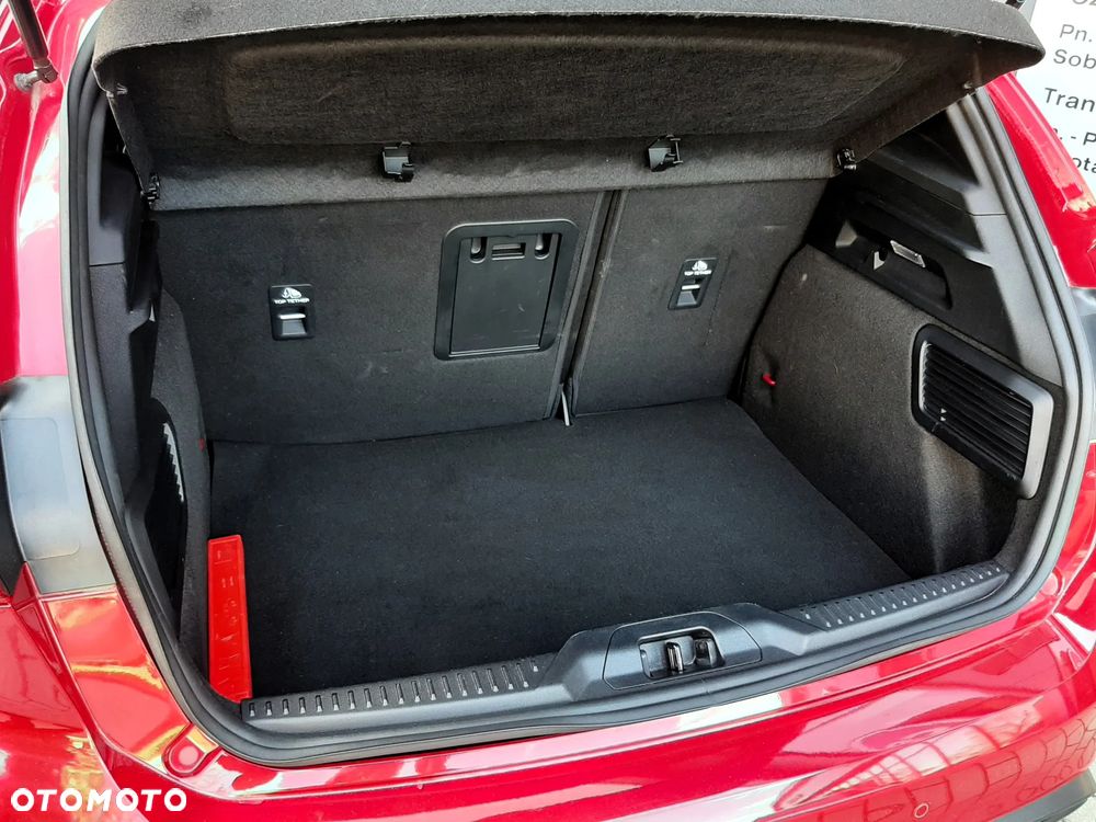 Ford Focus 1.0 EcoBoost ST-Line X - 16