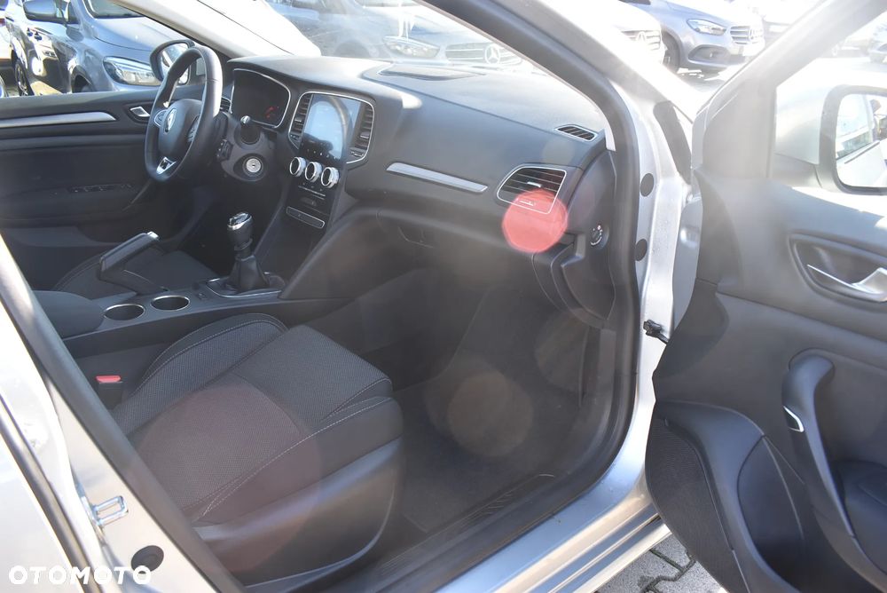 Renault Megane 1.3 TCe FAP Equilibre - 16