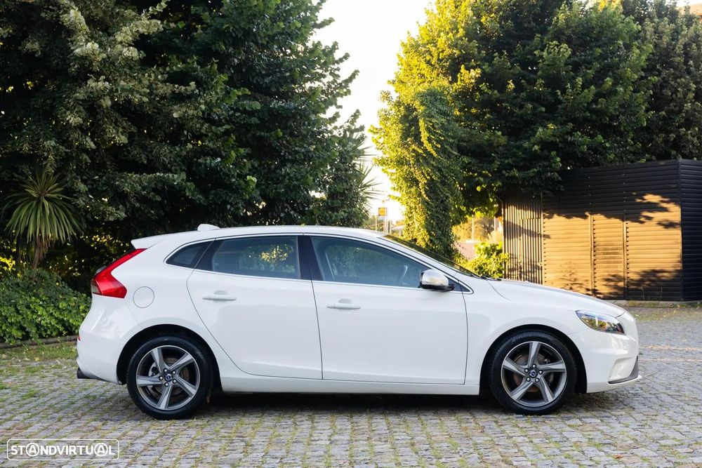 Volvo V40 1.6 D2 R-Design - 6