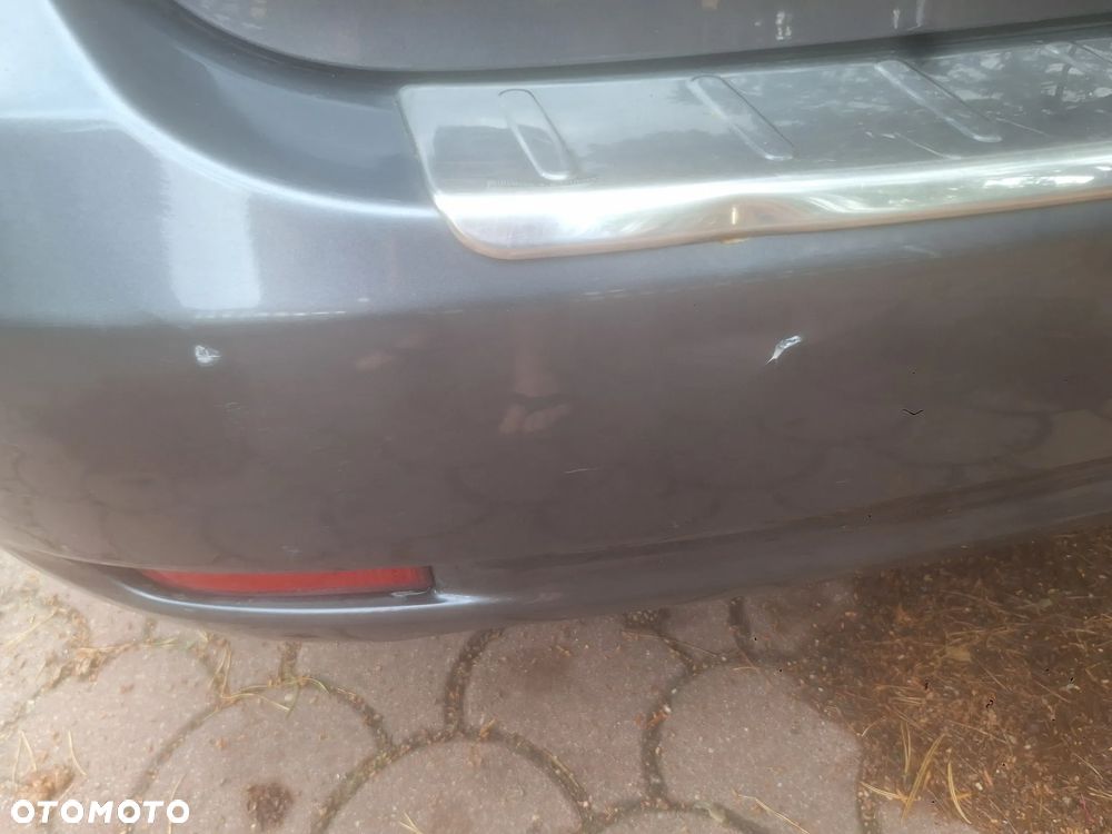 Toyota Avensis 2.0 D-4D Sol plus+NAVI - 17