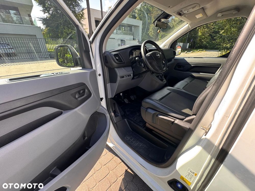 Opel Vivaro - 16