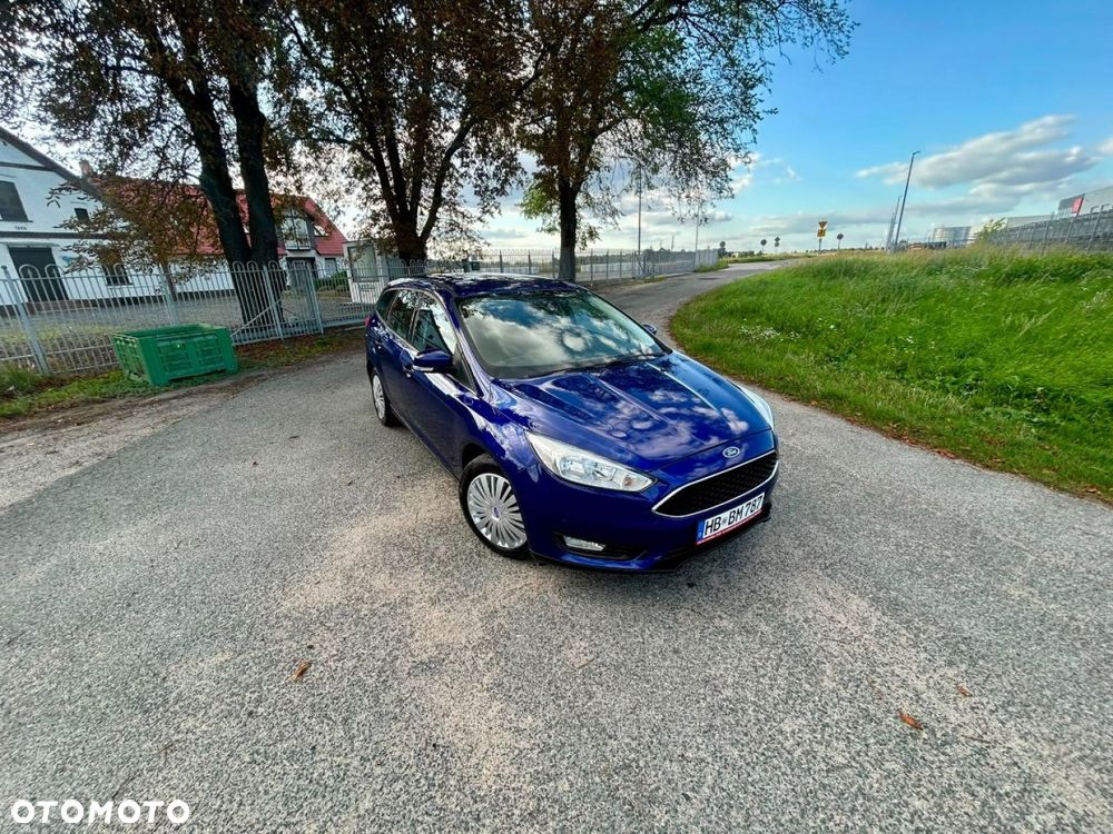 Ford Focus - 33