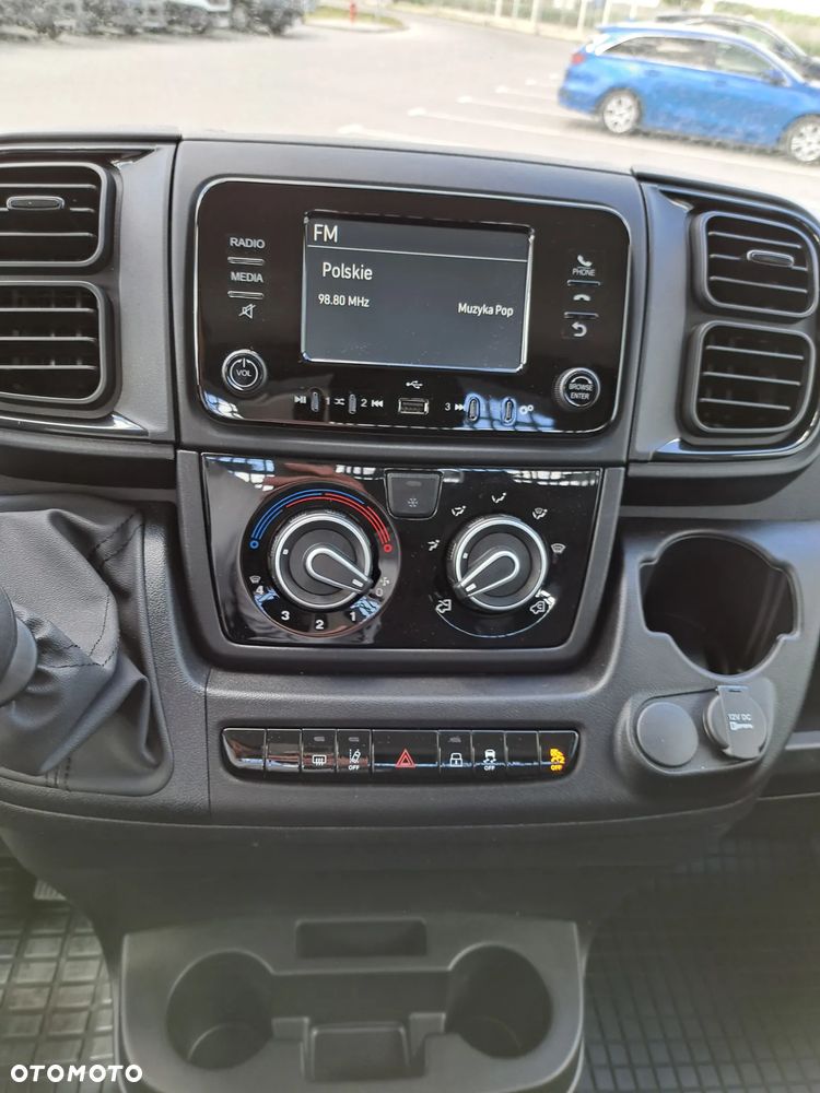 Fiat Ducato skrzynia fabryczna 4.2m + HAK   Dostępna od ręki!! - 19