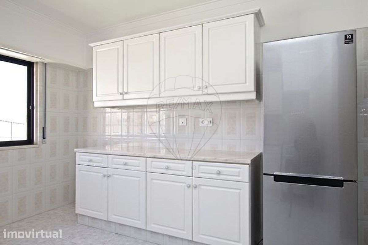 Apartamento T2 para arrendamento - Grande imagem: 2/15