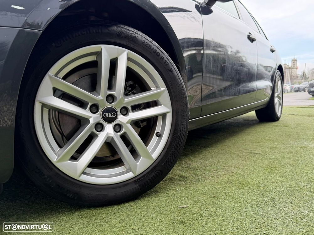 Audi A4 Avant 35 TDI Advanced S tronic - 4