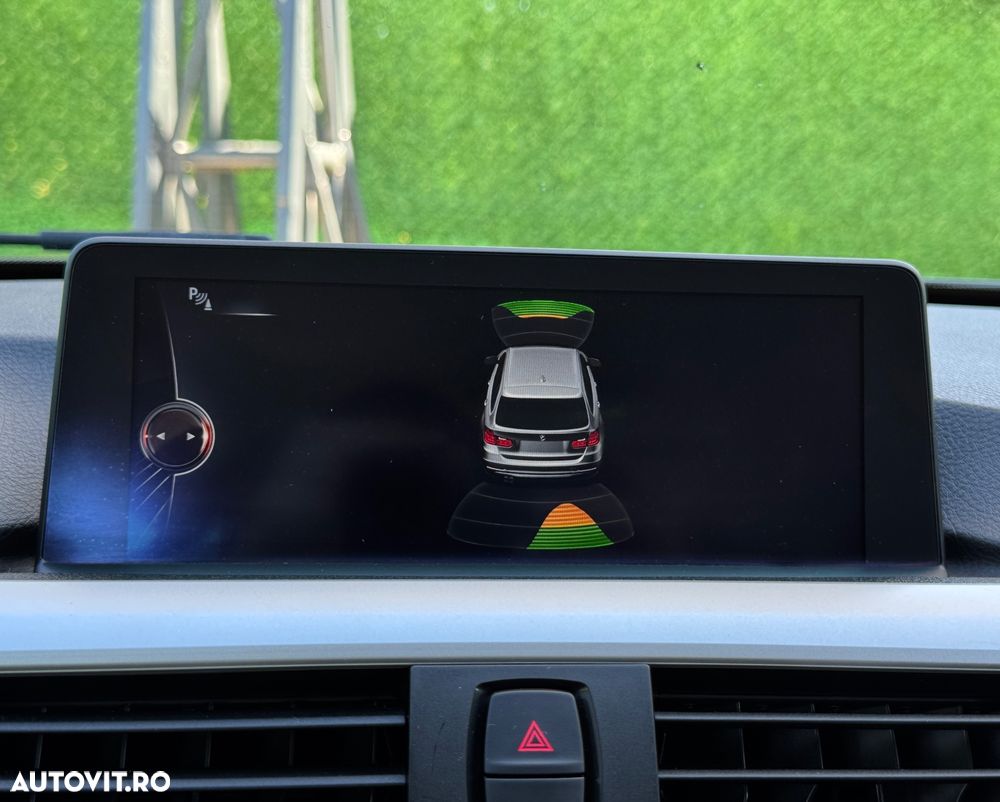 BMW Seria 3 320d Aut. Efficient Dynamics Edition - 34