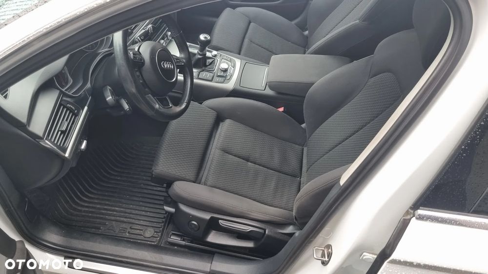 Audi A6 Avant 2.0 TDI - 17