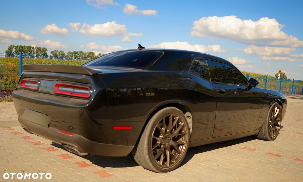 Dodge Challenger 5.7 R/T - 17