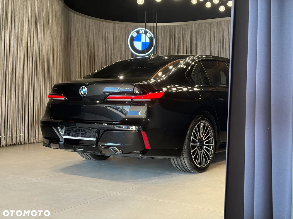BMW Seria 7 740d xDrive mHEV M Sport sport - 7
