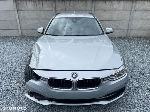 BMW Seria 3 318d Sport Line