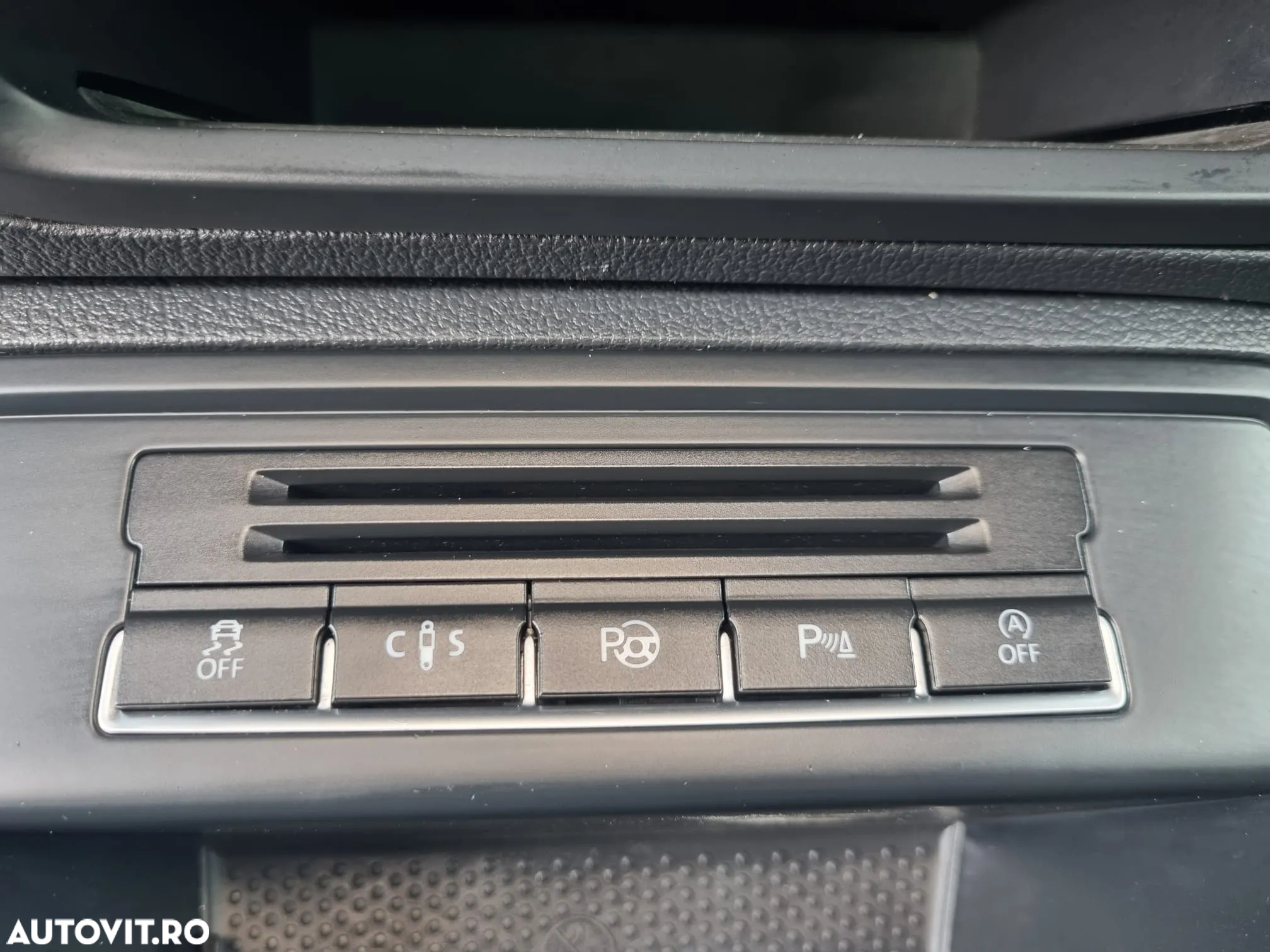 Volkswagen Tiguan 2.0 TDI DPF BlueMotion Technology Exclusive - 22