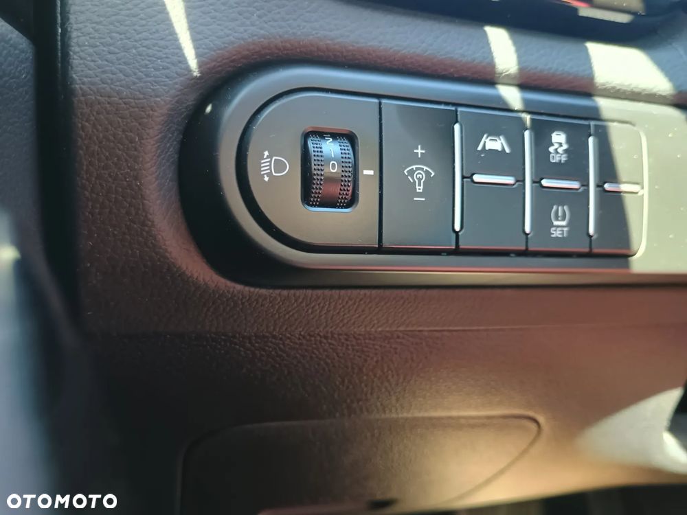 Kia Ceed 1.5 T-GDI DCT7 OPF Spirit - 13