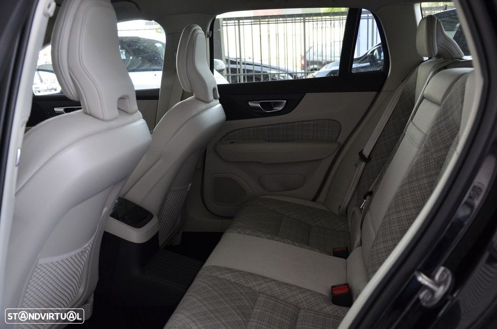 Volvo V60 2.0 T6 AWD TE Core - 11