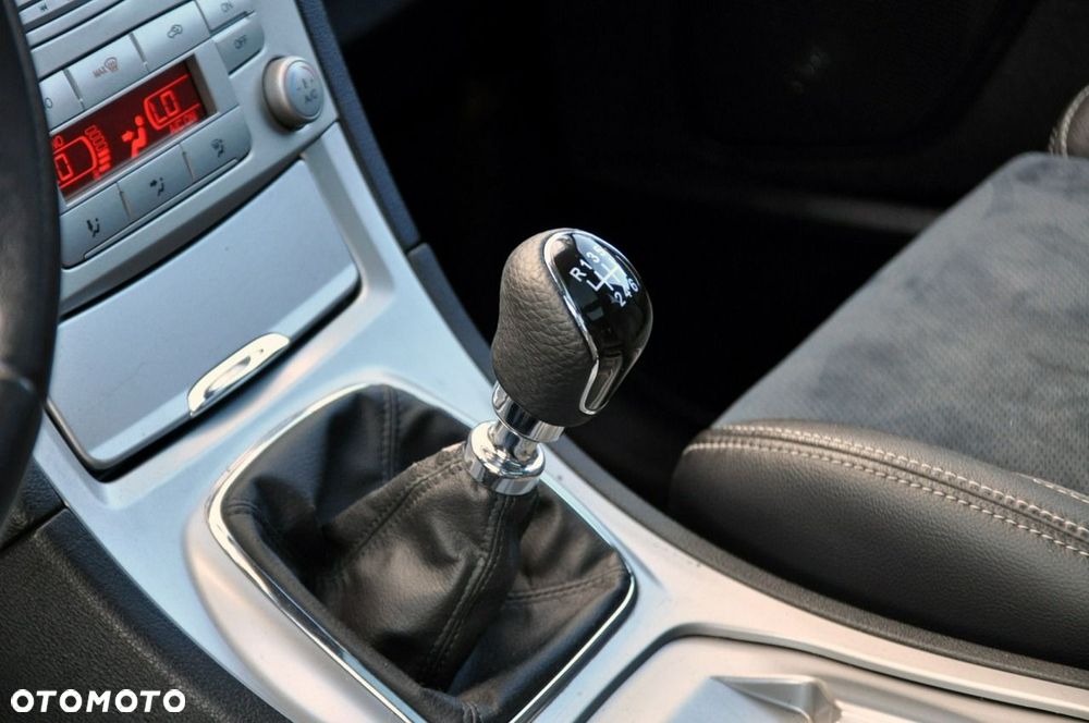 Ford S-Max - 34