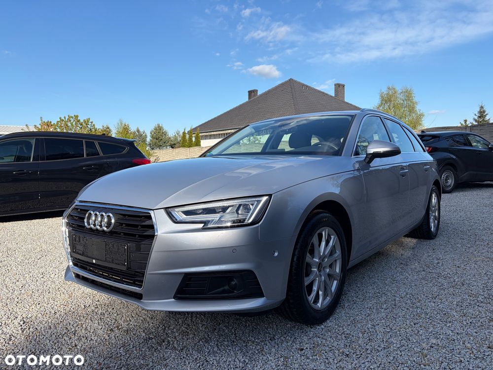 Audi A4 Avant 2.0 TFSI ultra Design S tronic - 1