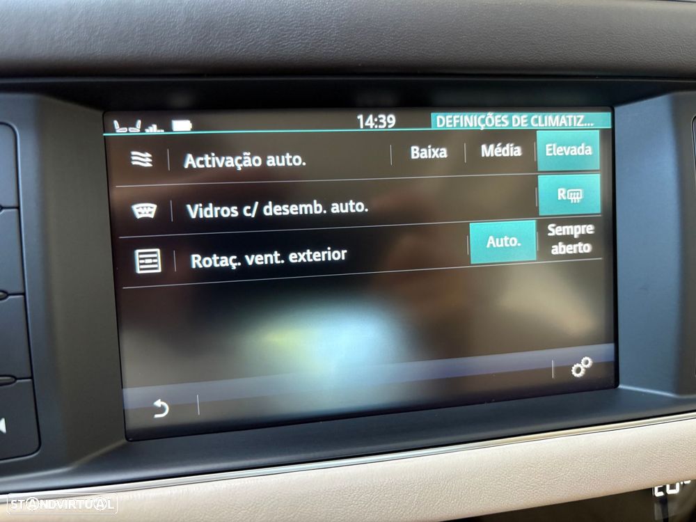 Jaguar XF 3.0 TDV6 Portfolio Aut. - 37