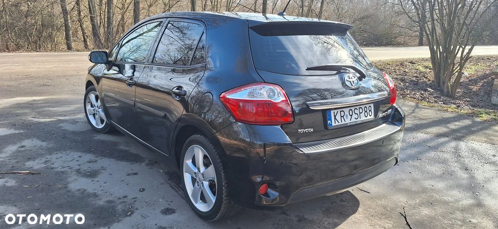 Toyota Auris - 5