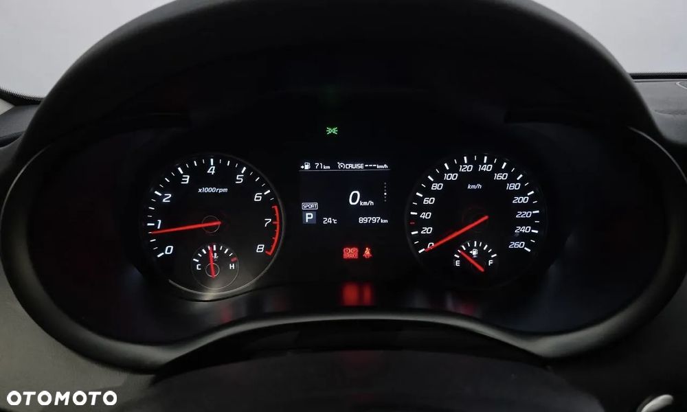 Kia Stinger - 9