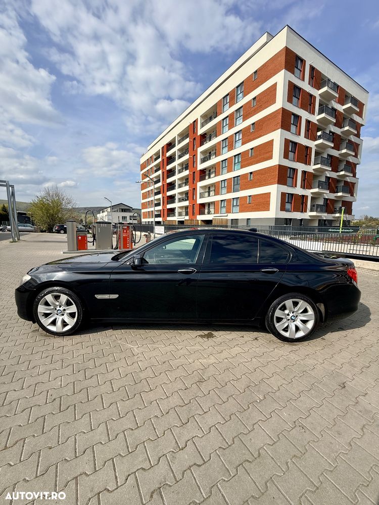 BMW Seria 7 730d Aut. - 8