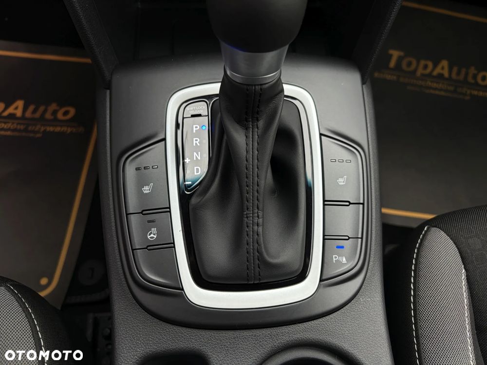 Hyundai Kona 1.6 GDI DCT Advantage - 30