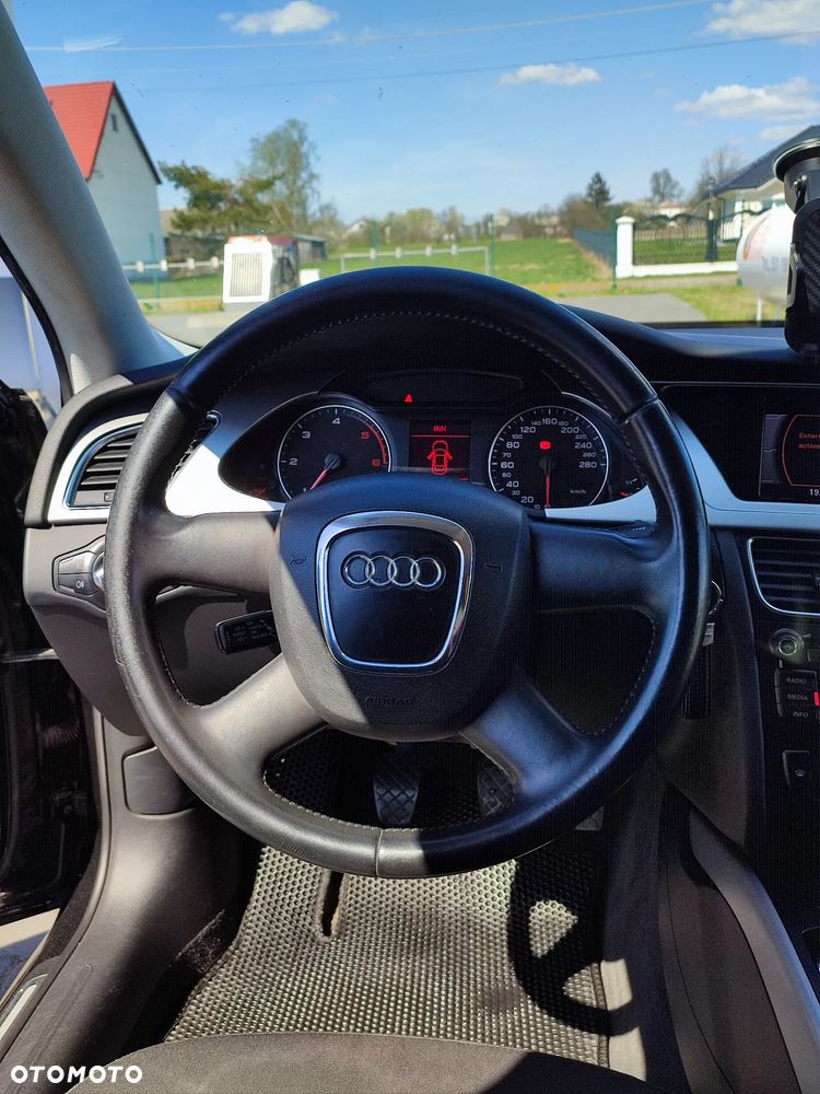 Audi A4 Limousine 2.0 TDI DPF Attraction - 18
