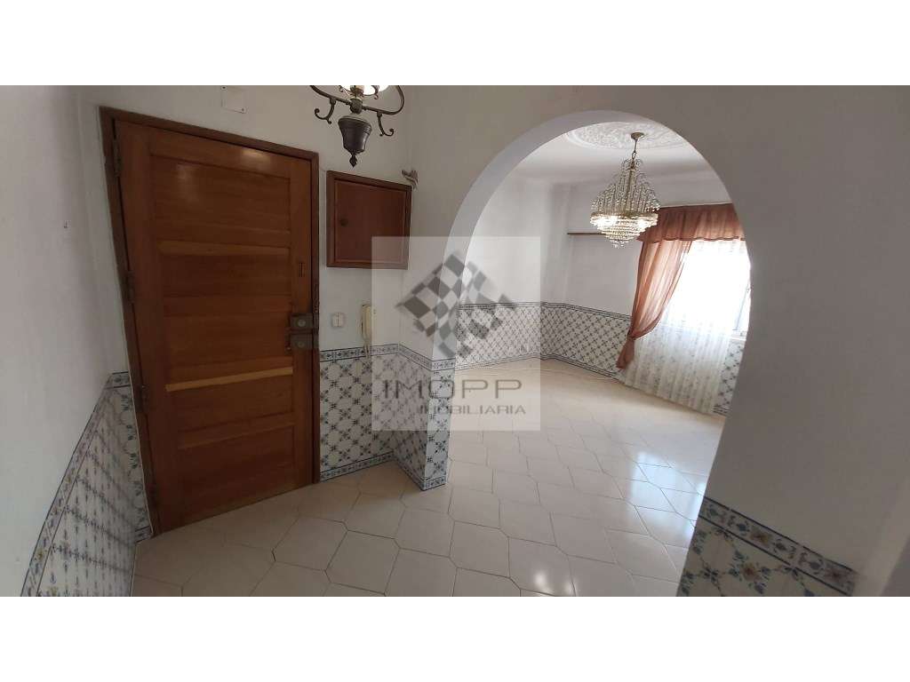 Apartamento para arrendar em Largo António Aleixo - Odivelas - Grande imagem: 2/18
