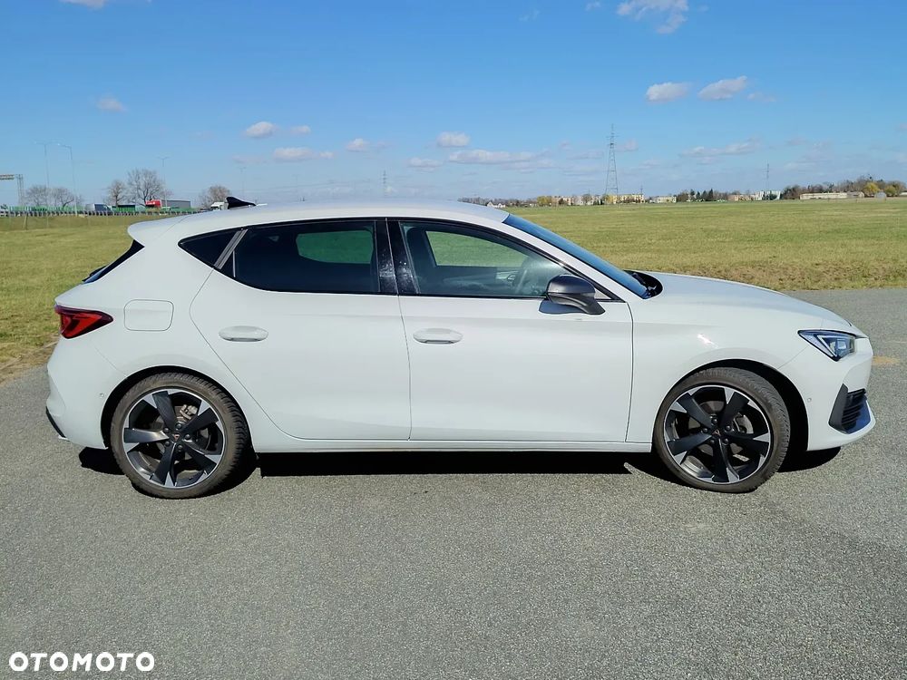 Cupra Leon 1.5 eTSI DSG - 4
