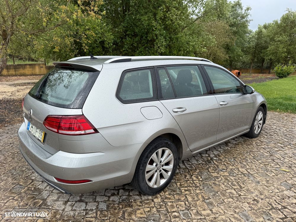 VW Golf Variant 1.6 TDi Confortline - 5