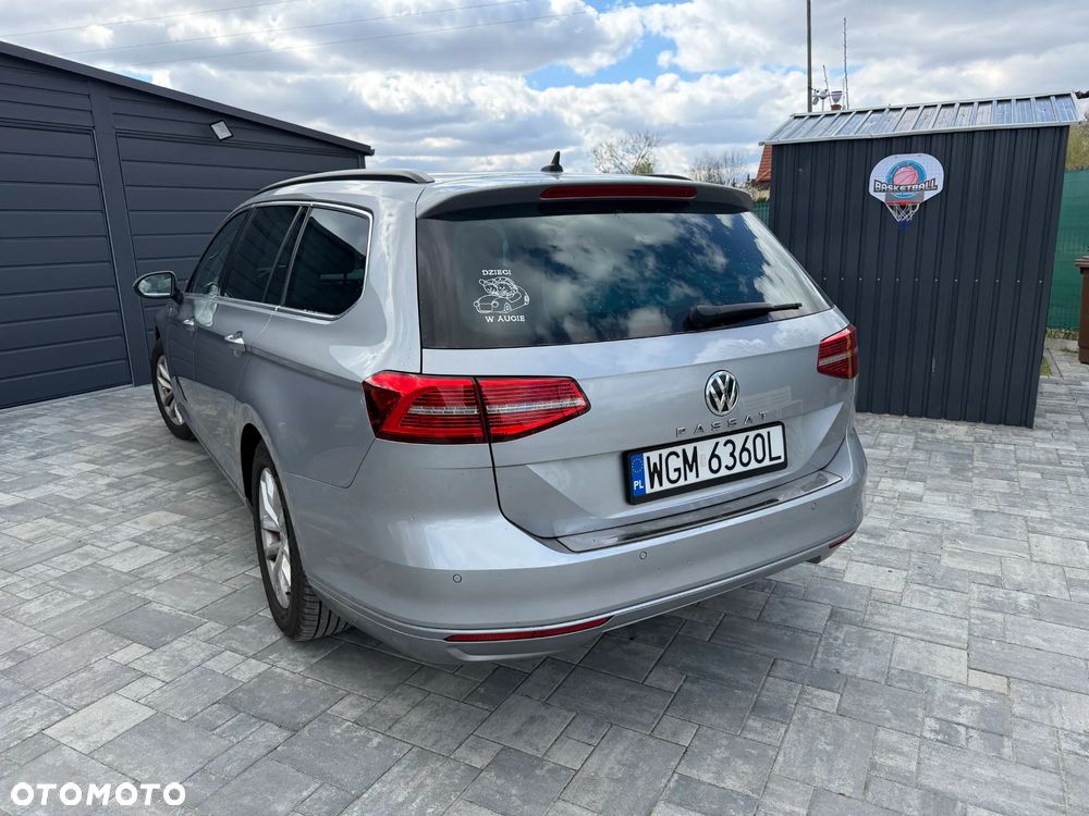 Volkswagen Passat 2.0 TDI SCR DSG Comfortline - 17