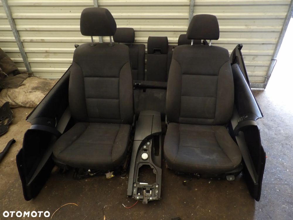 BMW - E61 - FOTELE , KANAPA , BOCZKI - TUNEL ŚRODKOWY - KOMBI - PRZED LIFT - EUROPA - 1