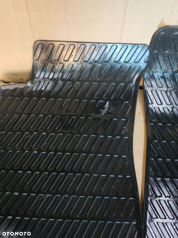 komplet dywaników gumowych audi a4 8e1061501 orginał czarne - 3