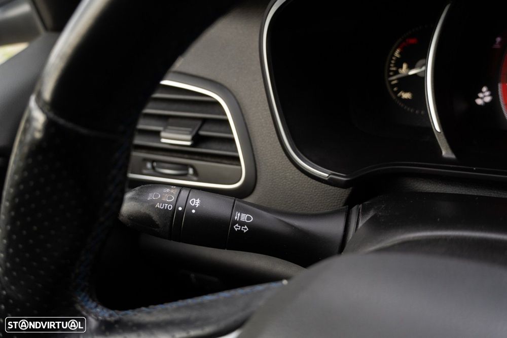 Renault Mégane Sport Tourer 1.5 dCi GT Line - 35