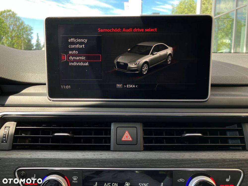 Audi A4 Limousine 2.0 TFSI ultra S tronic - 29