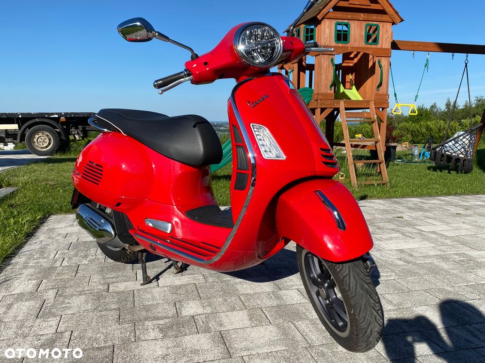 Vespa GTS - 1